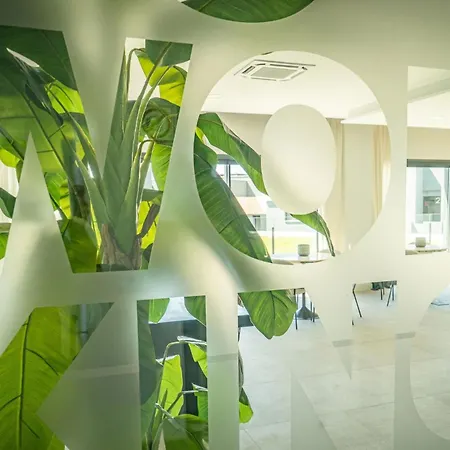 Contemporary 3-bedroom In Oasis 325 Appartamento *