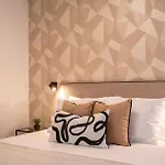 Apartment Contemporary 3-bedroom In Oasis 325 Estepona