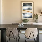 Apartment Contemporary 3-bedroom In Oasis 325