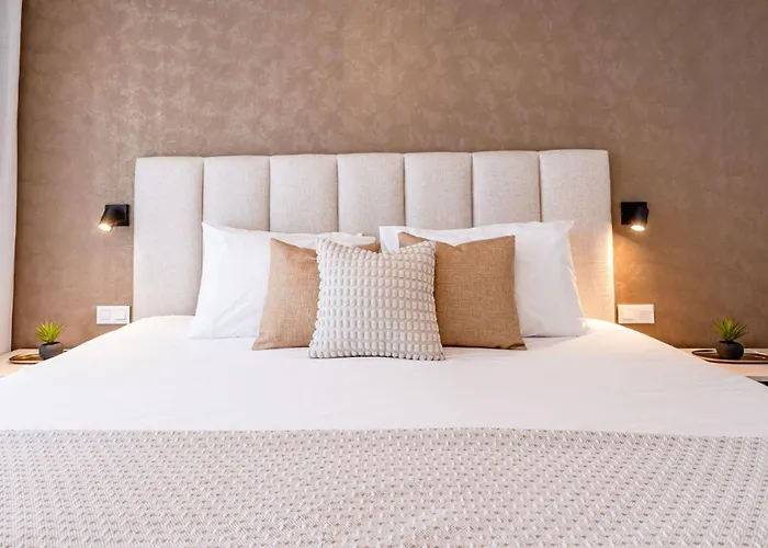 Contemporary 3-bedroom In Oasis 325 *