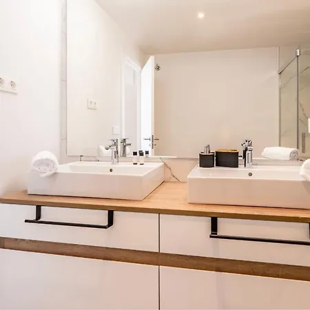 公寓 Contemporary 3-bedroom In Oasis 325 埃斯特波纳