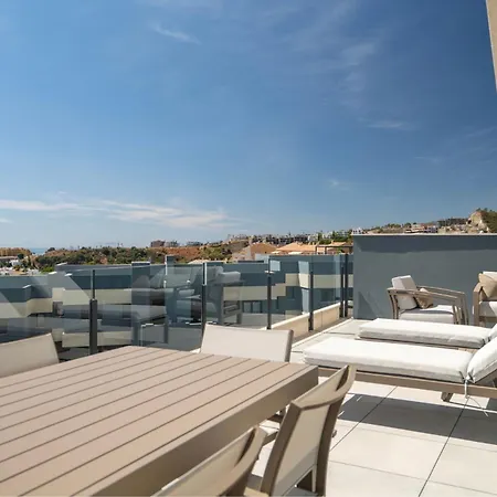 Contemporary 3-bedroom In Oasis 325 *