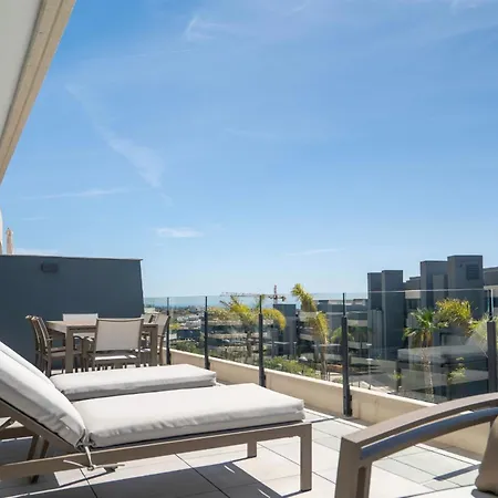 דירה Contemporary 3-bedroom In Oasis 325 אסטפונה