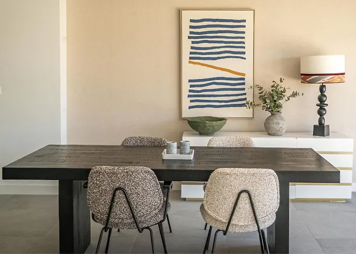 Apartamento Contemporary 3-bedroom In Oasis 325